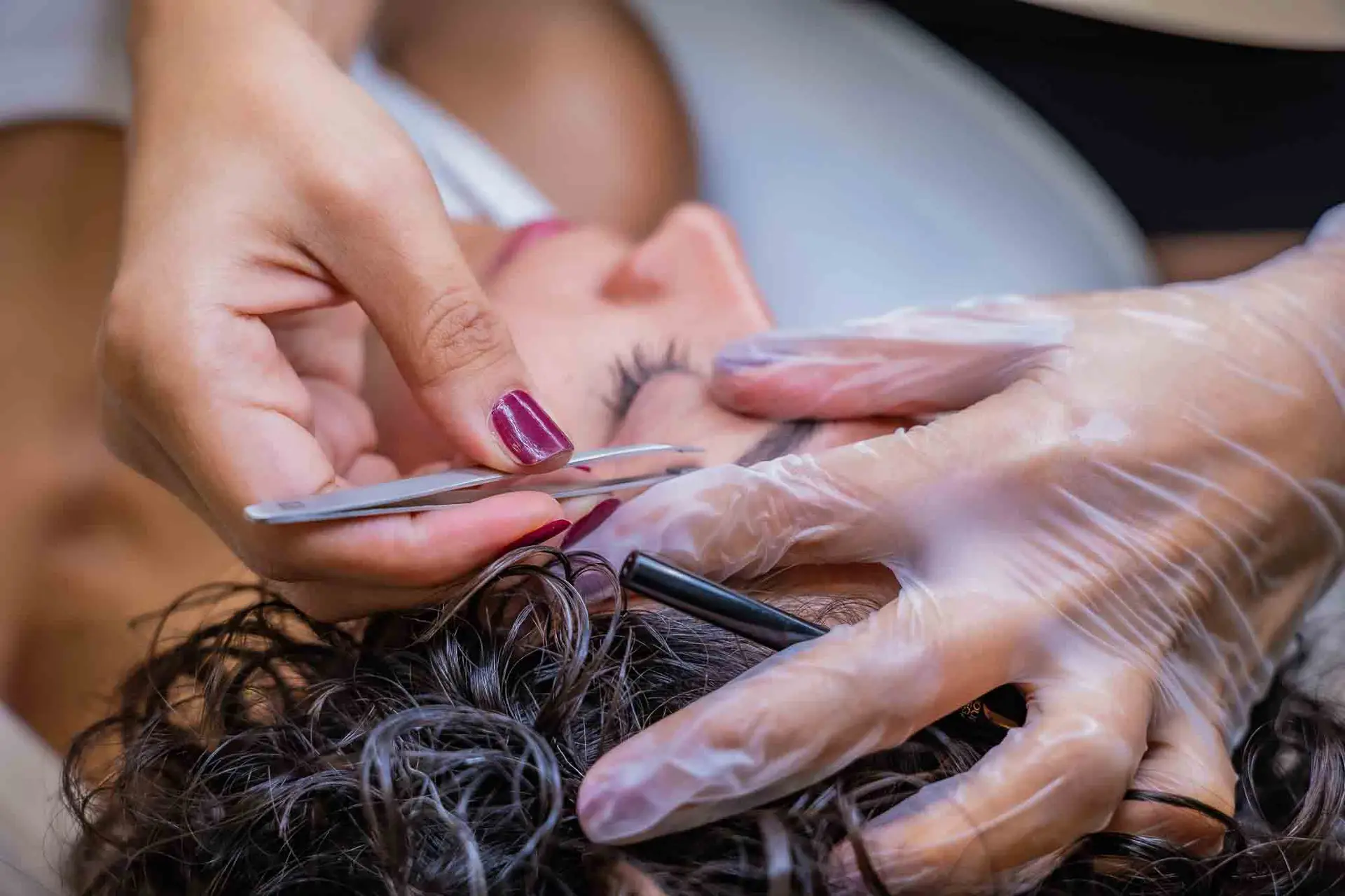 shooting photo épilation à la pince